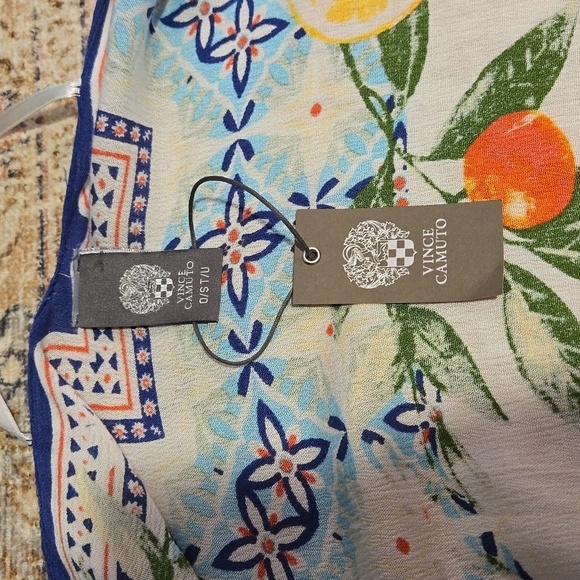Vince Camuto Lemon Tile Printed Crinkle Viscose Topper - One Size - Picture 8 of 12